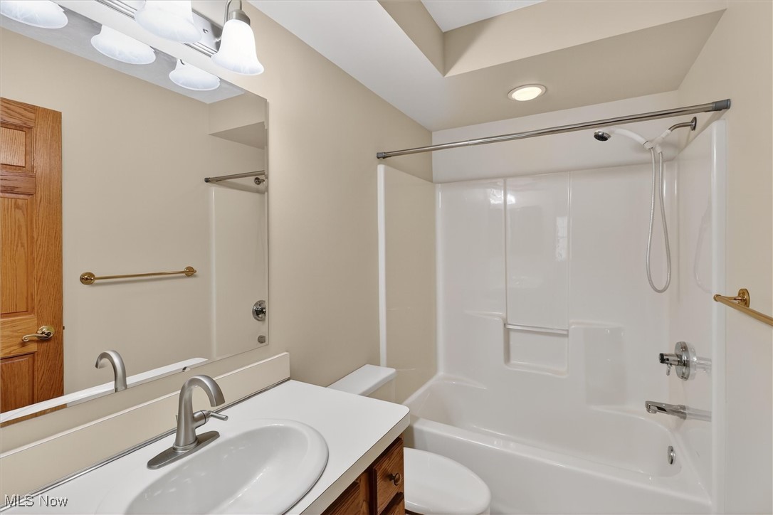 9605 Lismore Lane Mentor OH 44060