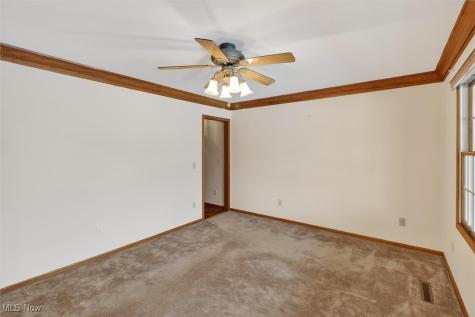 9605 Lismore Lane Mentor OH 44060