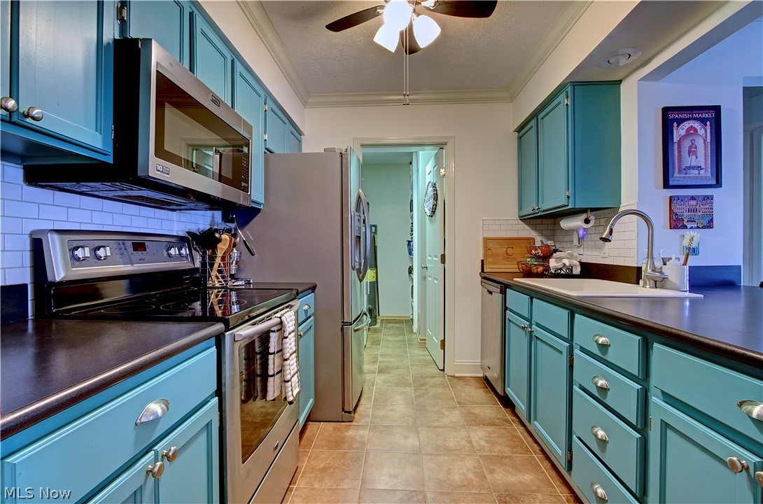 19510 Lorain Road Fairview Park OH 44126