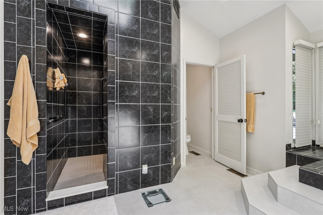 461 Ravine Drive Aurora OH 44202