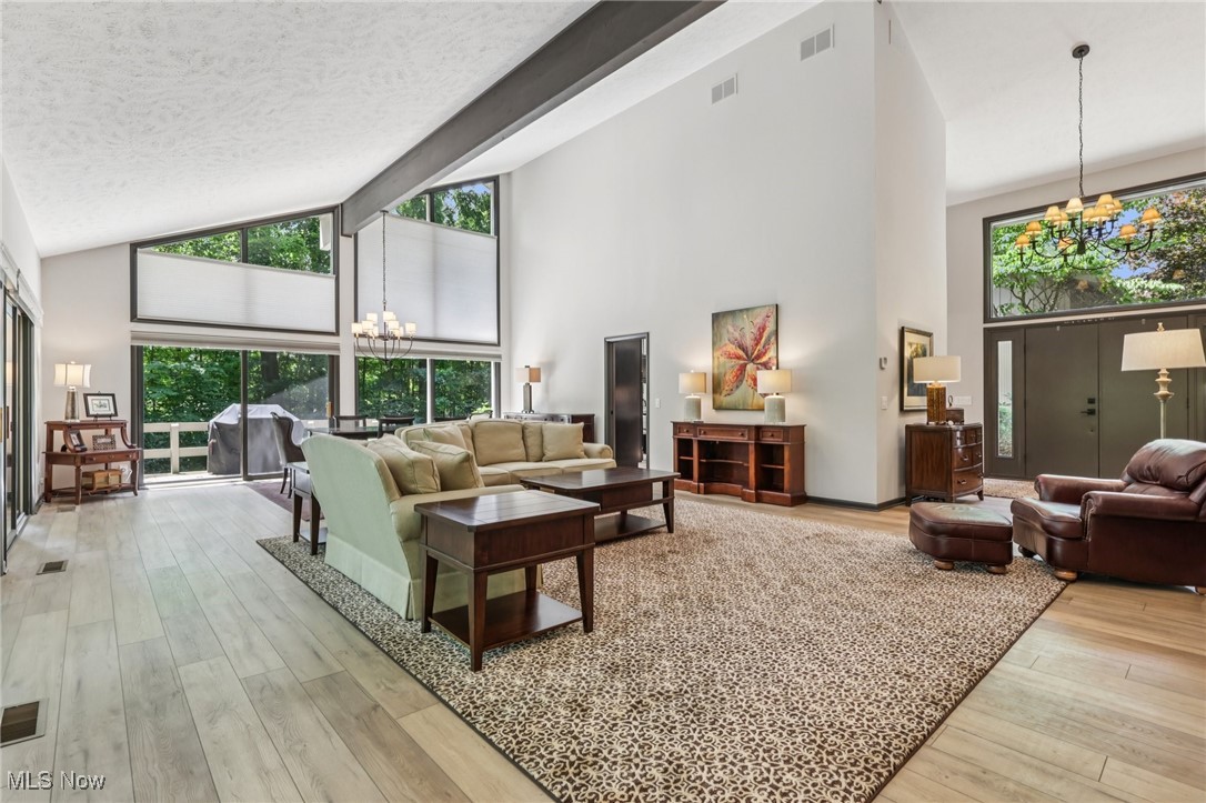 461 Ravine Drive Aurora OH 44202