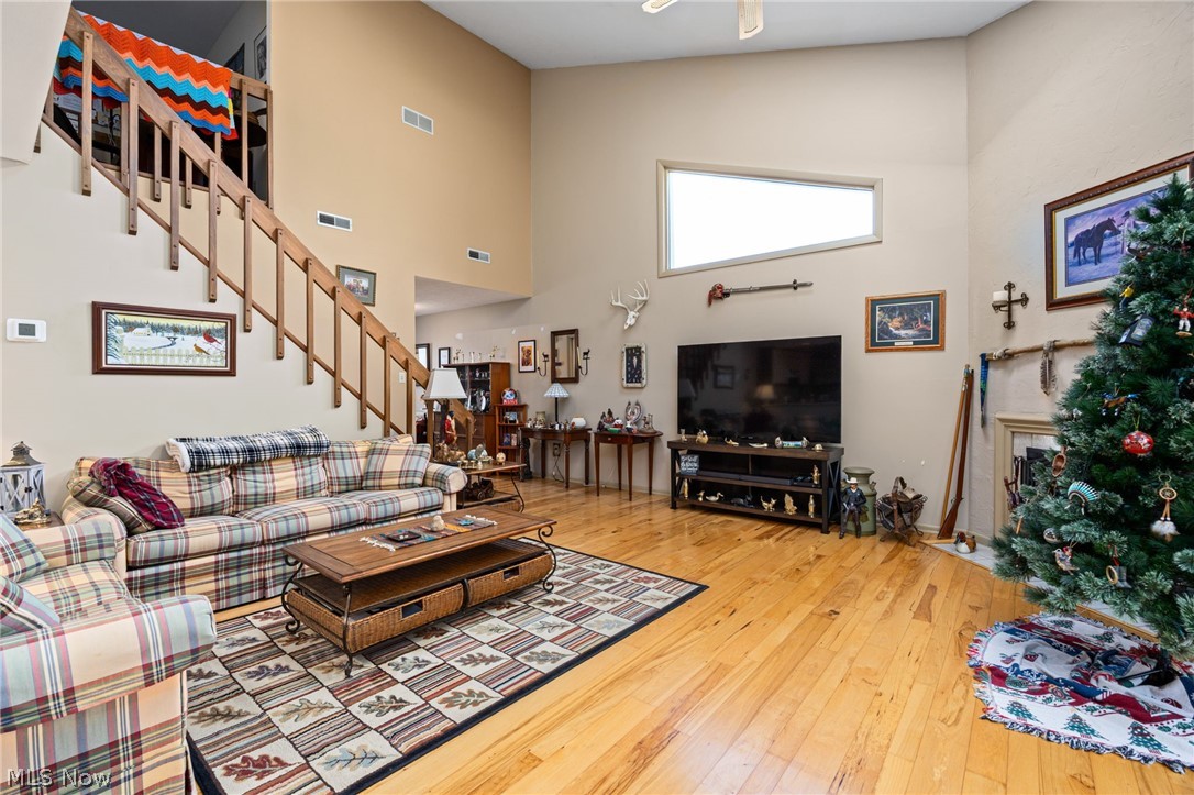 180 Lake Terrace Drive Munroe Falls OH 44262