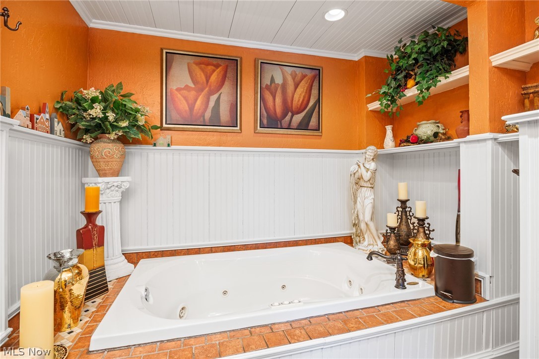 180 Lake Terrace Drive Munroe Falls OH 44262