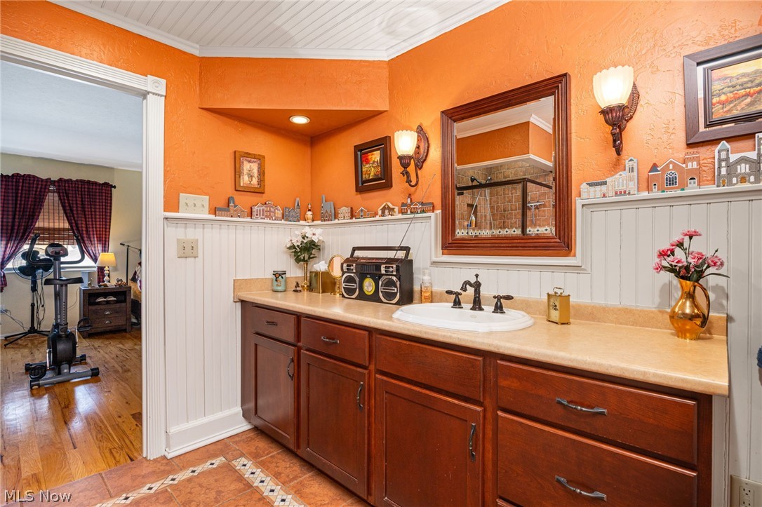 180 Lake Terrace Drive Munroe Falls OH 44262