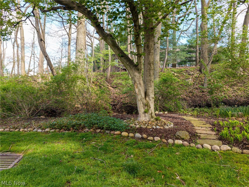 180 Lake Terrace Drive Munroe Falls OH 44262
