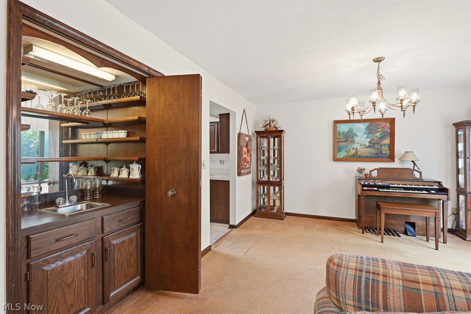 44 Westminster Lane Kent OH 44240