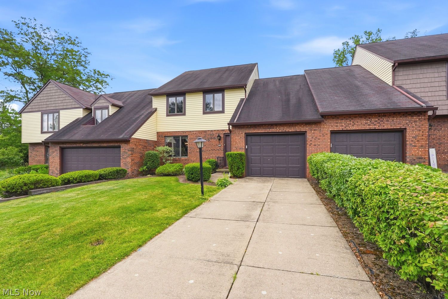 44 Westminster Lane Kent OH 44240