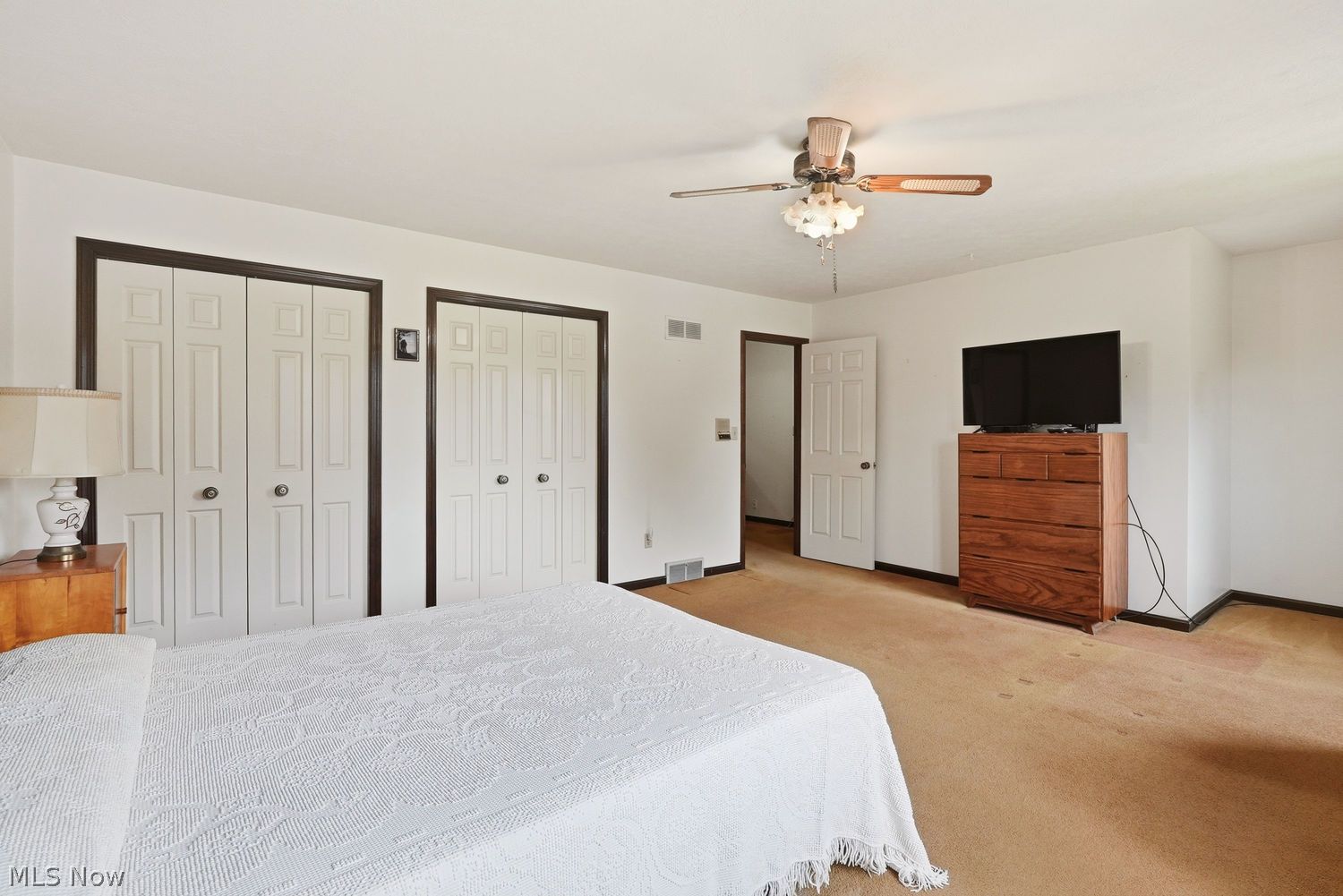 44 Westminster Lane Kent OH 44240