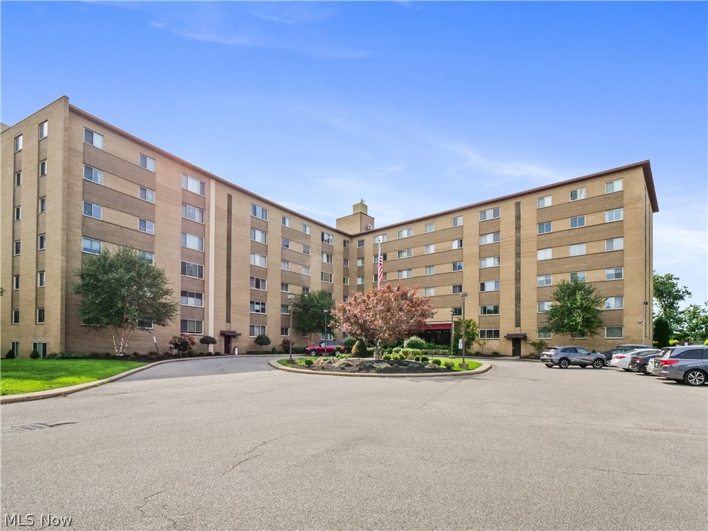 18501 Hilliard Boulevard Rocky River OH 44116
