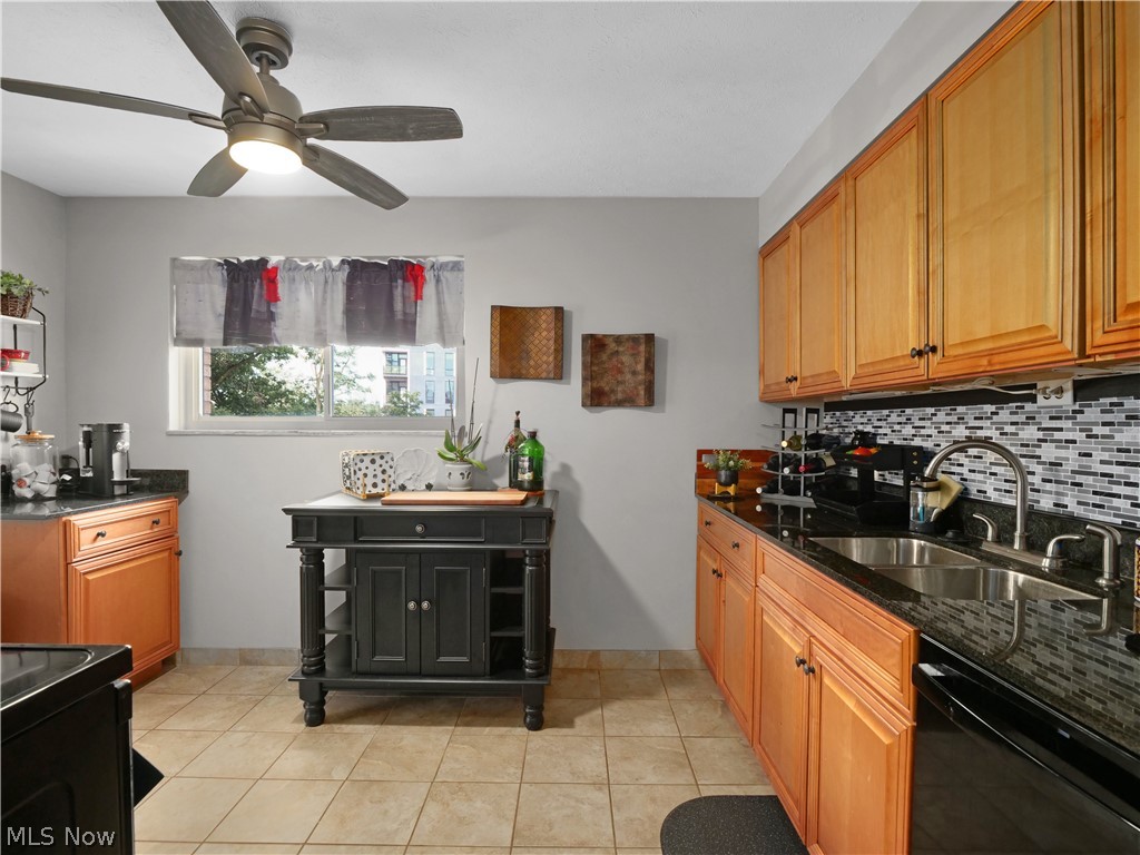 18501 Hilliard Boulevard Rocky River OH 44116