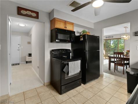 18501 Hilliard Boulevard Rocky River OH 44116
