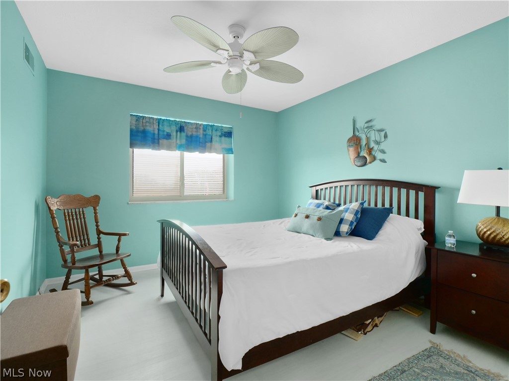 18501 Hilliard Boulevard Rocky River OH 44116