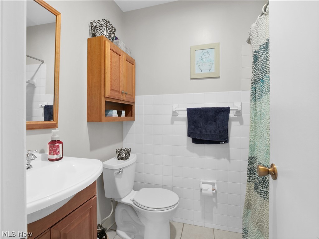 18501 Hilliard Boulevard Rocky River OH 44116