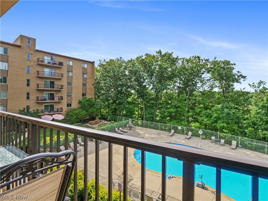 18501 Hilliard Boulevard Rocky River OH 44116