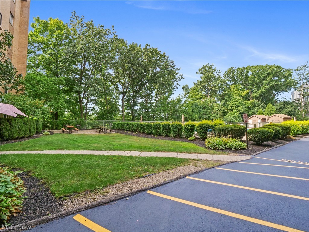 18501 Hilliard Boulevard Rocky River OH 44116