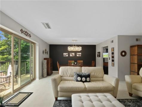 18501 Hilliard Boulevard Rocky River OH 44116