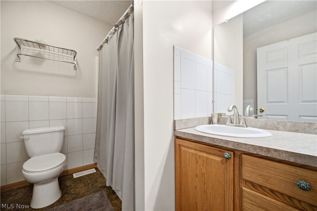 23210 Bennington Hamlet Circle Euclid OH 44123