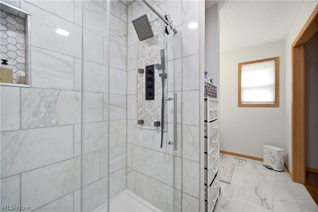 23210 Bennington Hamlet Circle Euclid OH 44123