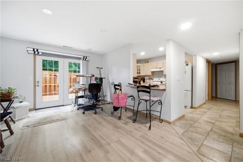 23210 Bennington Hamlet Circle Euclid OH 44123