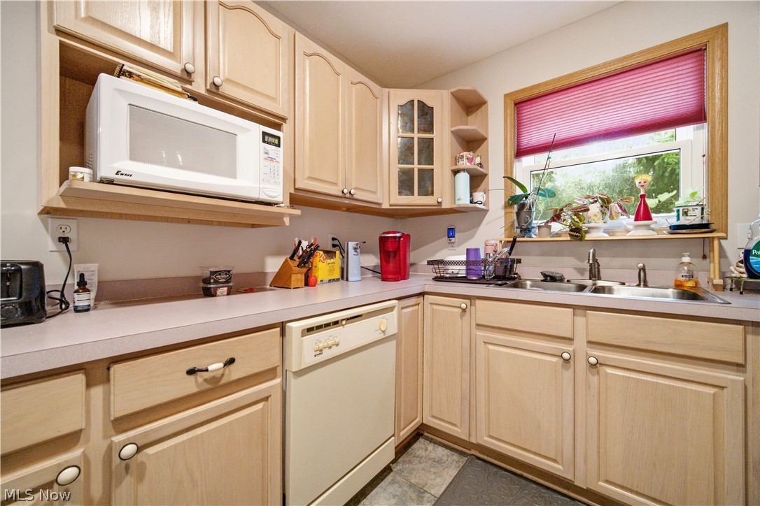 23210 Bennington Hamlet Circle Euclid OH 44123
