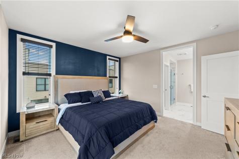 11202 North Park Place Cleveland OH 44104