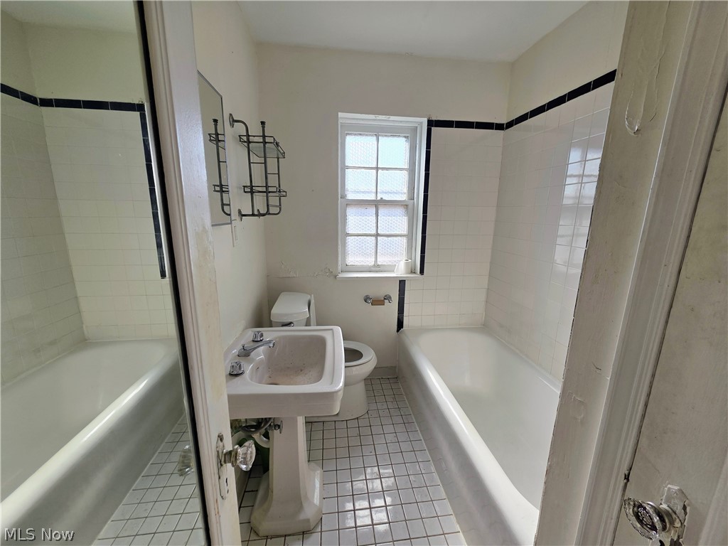15610 Van Aken Boulevard Shaker Heights OH 44120