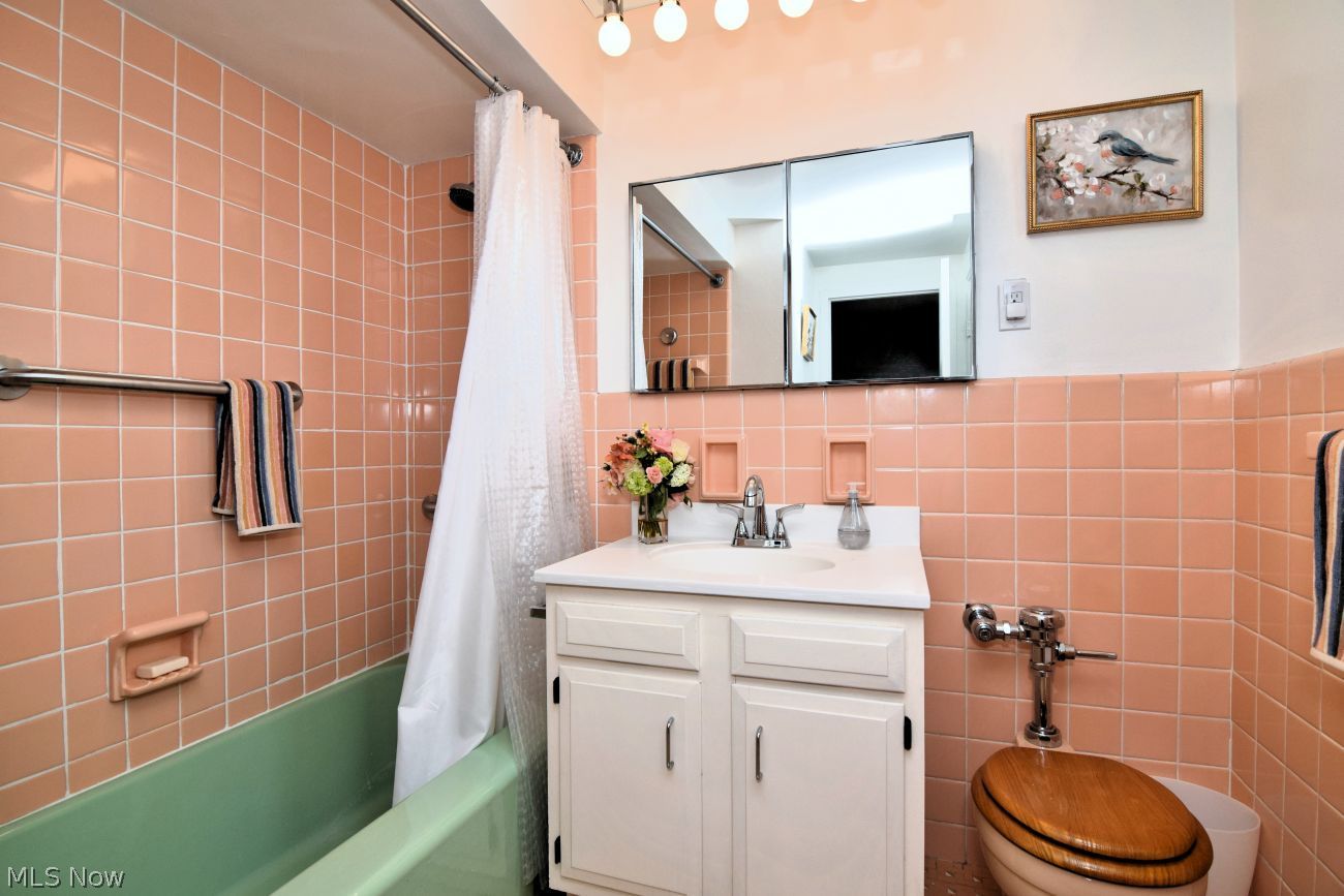 13900 Shaker Boulevard Cleveland OH 44120