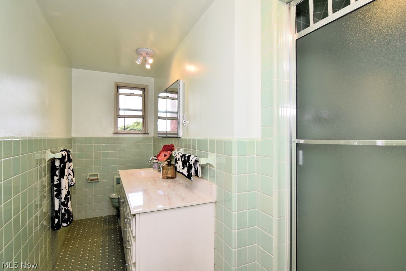 13900 Shaker Boulevard Cleveland OH 44120