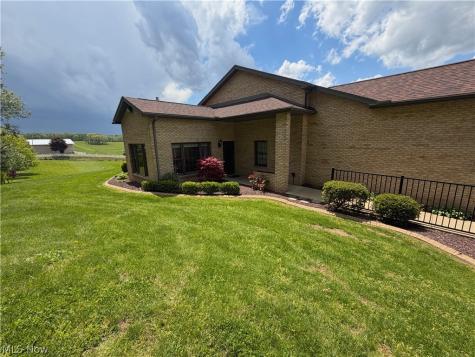 Eagle Drive East Liverpool OH 43920