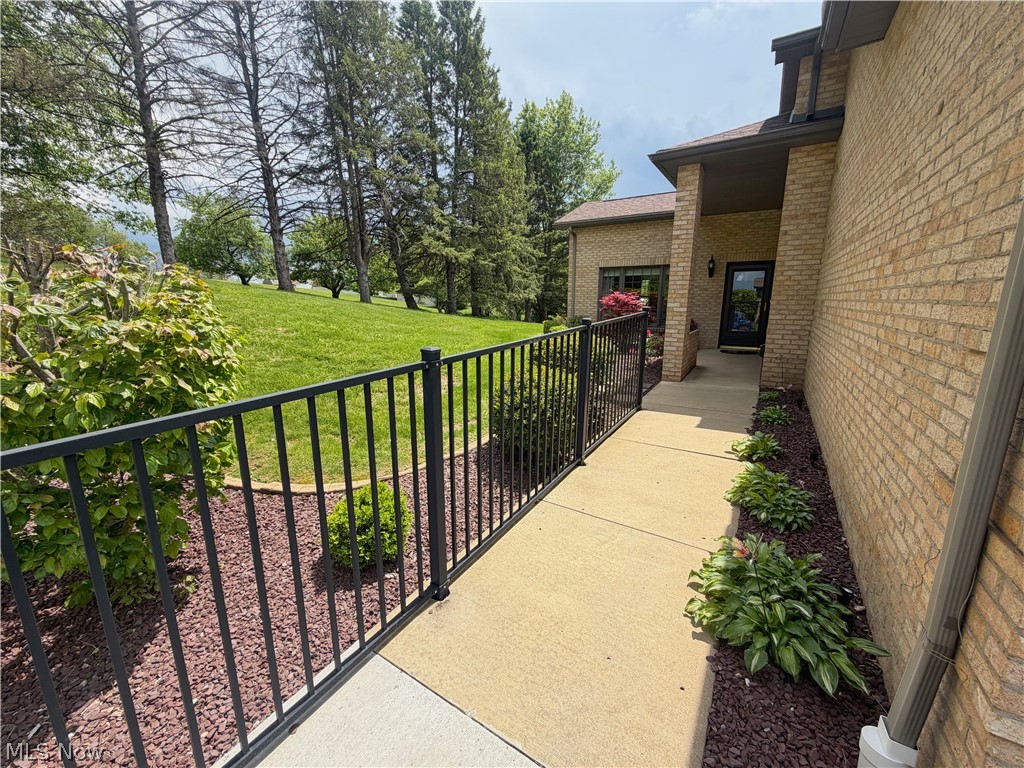 49341 Eagle Drive East Liverpool OH 43920