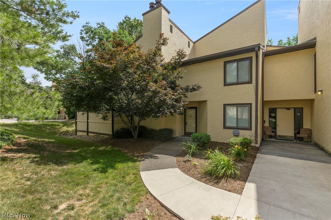 1028 Hampton Ridge Drive Akron OH 44313