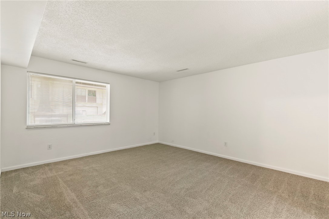 1028 Hampton Ridge Drive Akron OH 44313