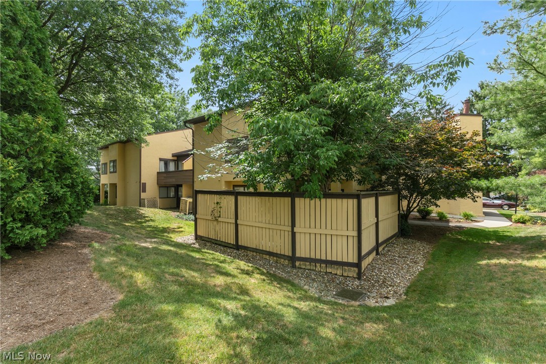 1028 Hampton Ridge Drive Akron OH 44313