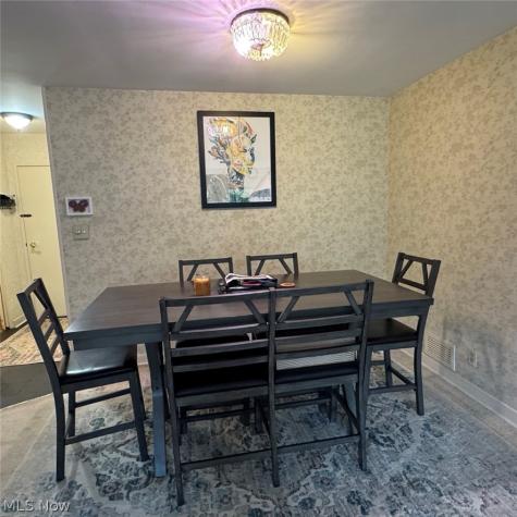 275 N Portage Path Akron OH 44303