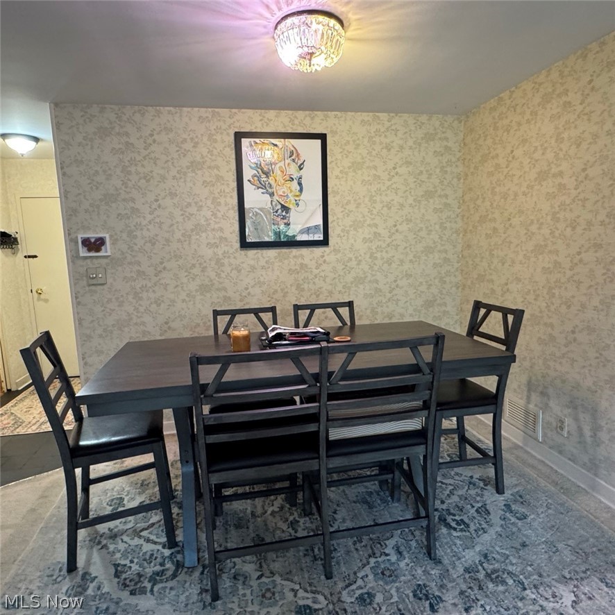 275 N Portage Path Akron OH 44303