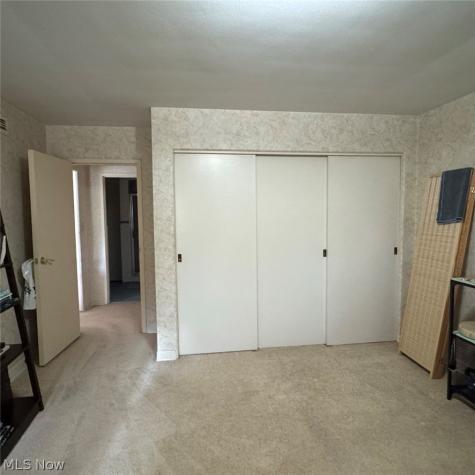 275 N Portage Path Akron OH 44303