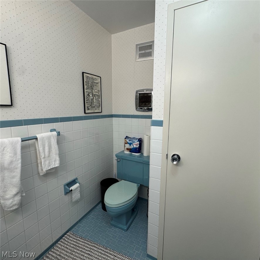 275 N Portage Path Akron OH 44303
