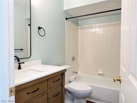 5830 Ridgeview Lane Willoughby OH 44094