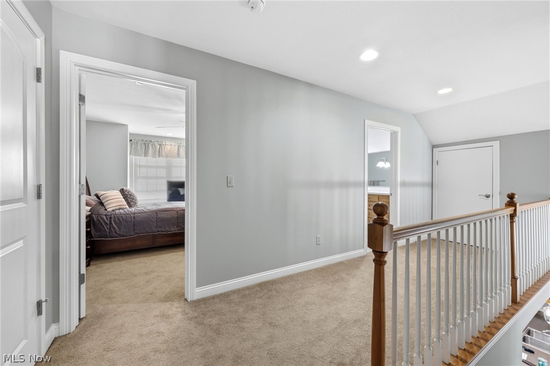 5067 Shepherds Glen Willoughby OH 44094