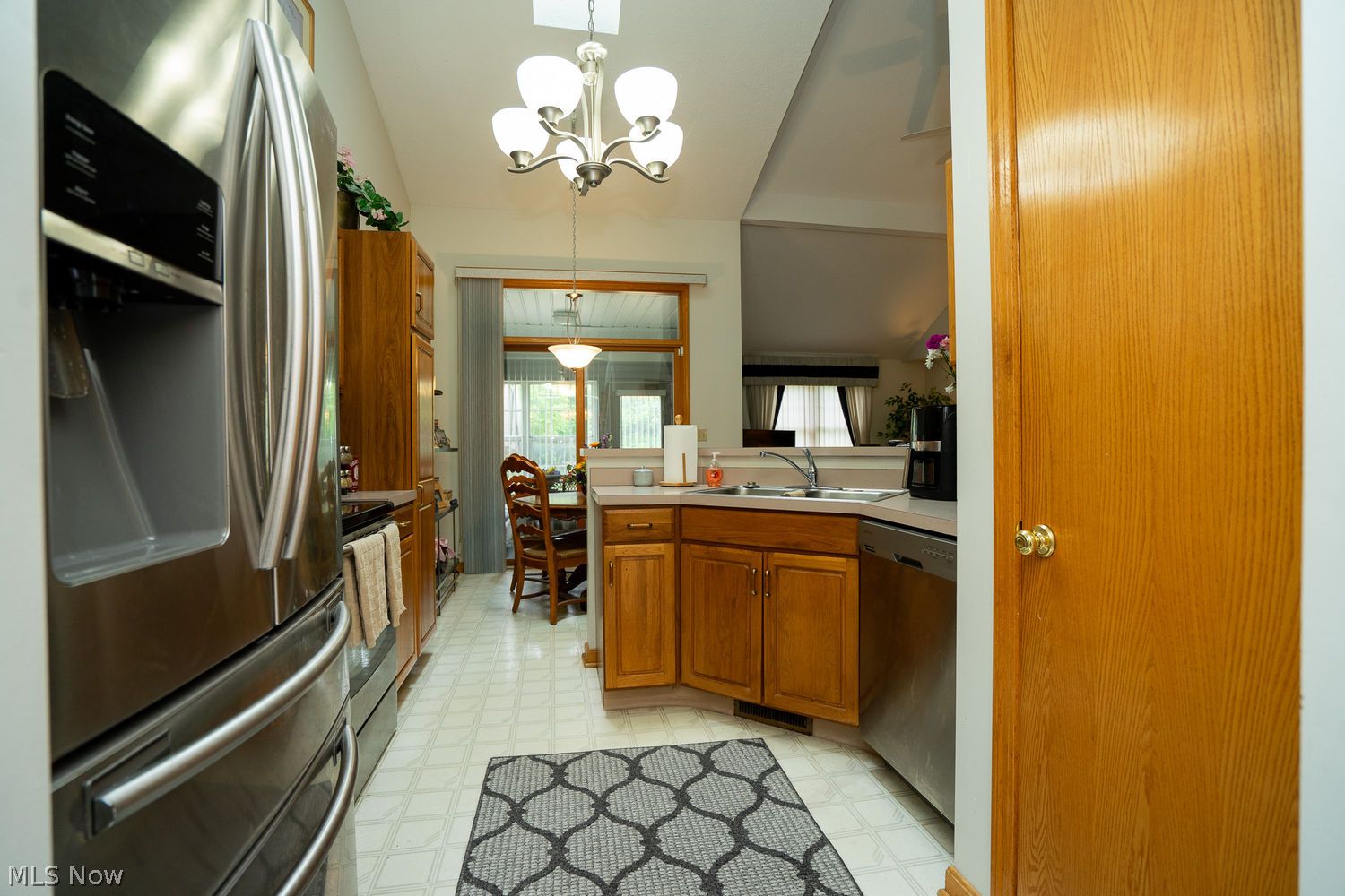 7410 E Huntington Drive Youngstown OH 44512