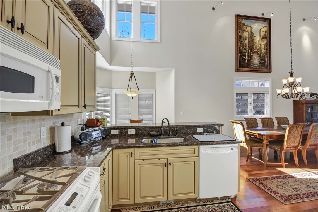 317 Halstead Lane Westlake OH 44145