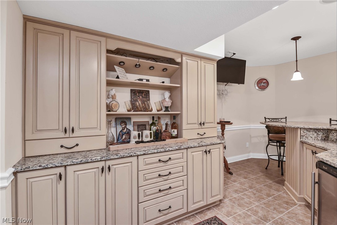 317 Halstead Lane Westlake OH 44145