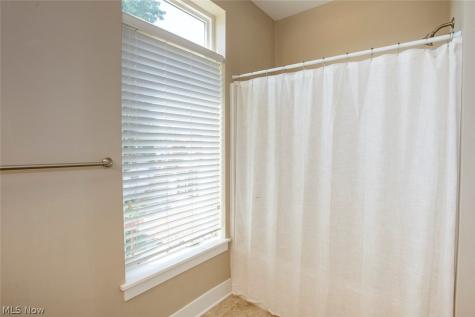 7309 Gateway Court Cleveland OH 44102