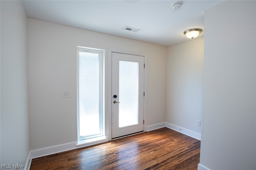 7309 Gateway Court Cleveland OH 44102