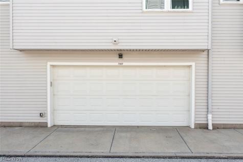 7309 Gateway Court Cleveland OH 44102