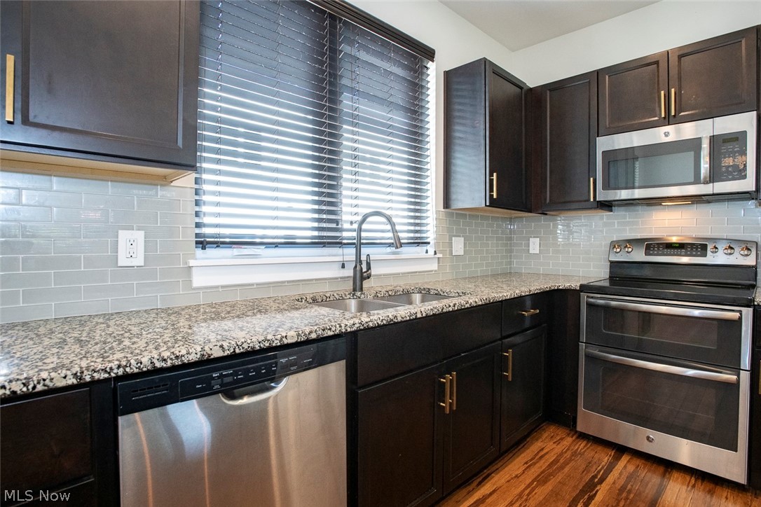 7309 Gateway Court Cleveland OH 44102