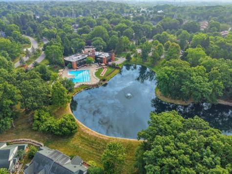 1203 Canyon View Road Northfield OH 44067
