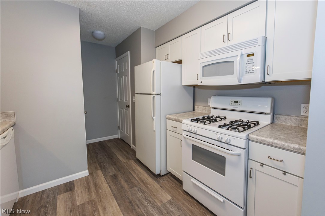 2796 Mull Avenue Copley OH 44321