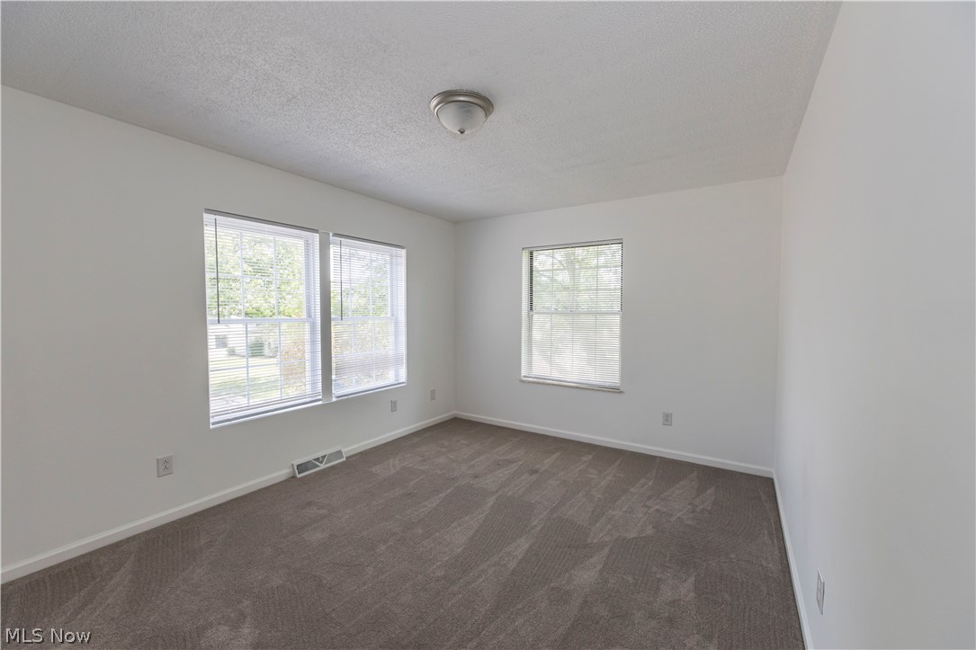 2796 Mull Avenue Copley OH 44321