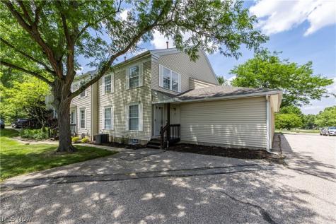 2796 Mull Avenue Copley OH 44321